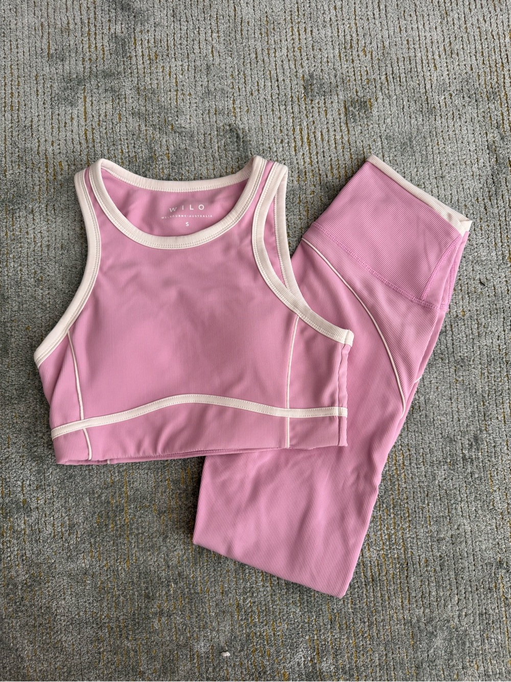 Wilo The Label Workout Set Pink Sports Bra and Leggings with Cream Trim